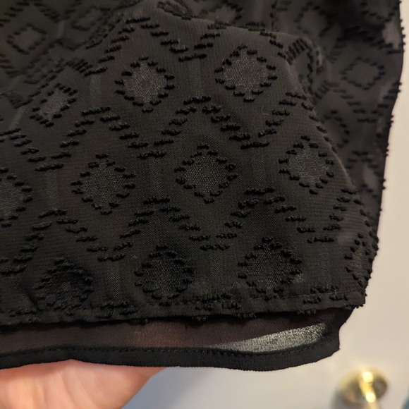 Cute textured top from DR2 size M - Picture 3 of 6